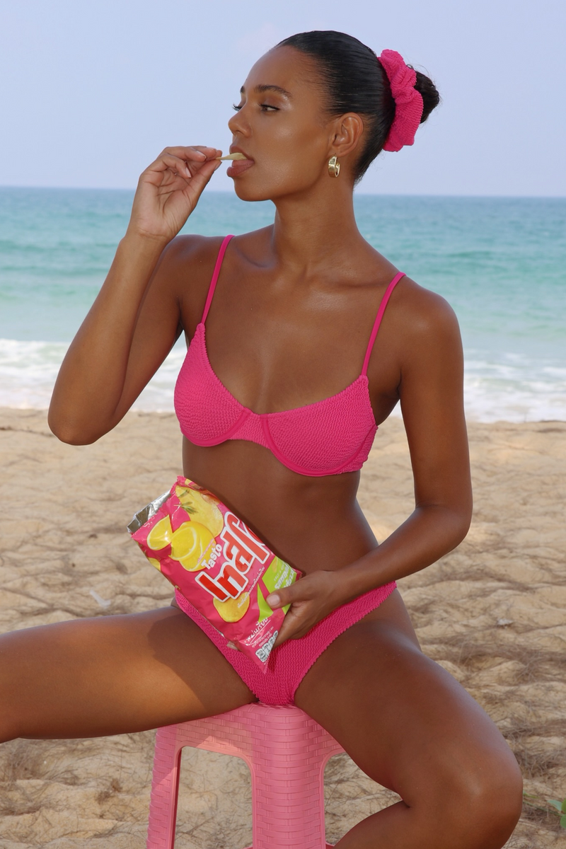 'Raspberry' Scrunch Underwire Bikini Top